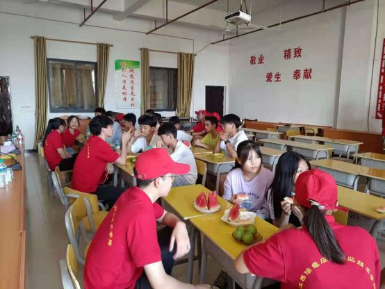 江西，历史与现代的交织独白