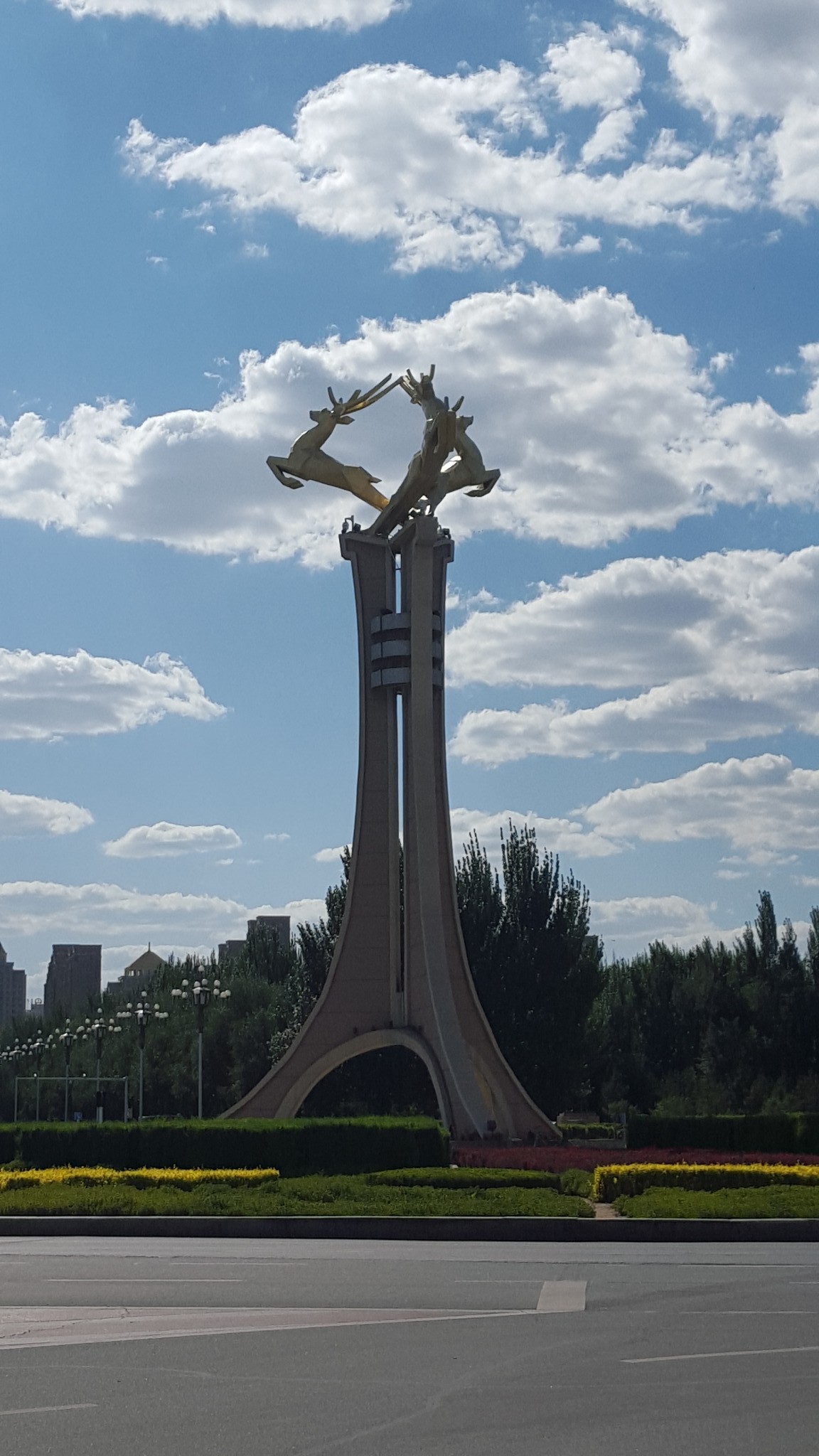 包头，资源型城市转型与可持续发展之路探析